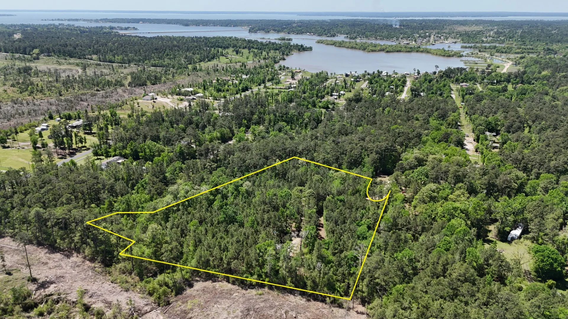 5.7 Acres Unrestricted Totally Hidden with Turn-Key RV Pad & Overhang ...